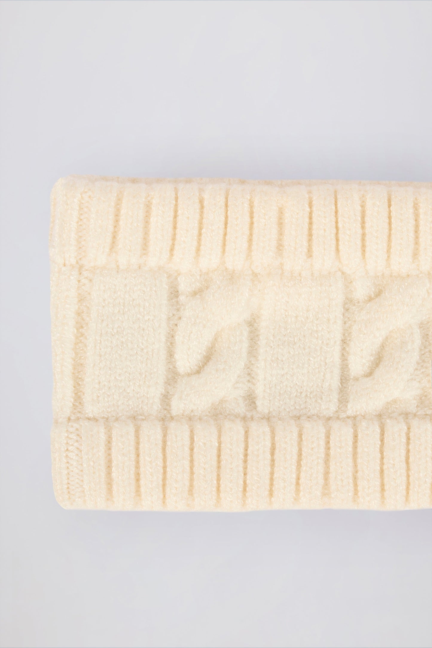 Cable-Knit Headband in Cream